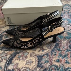 Elegant Black Lace Slingback Heels size 8.5